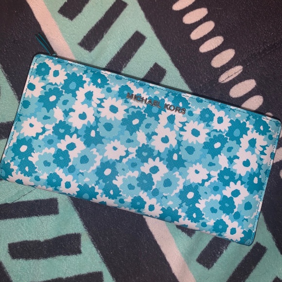 Wallet - Picture 1 of 5